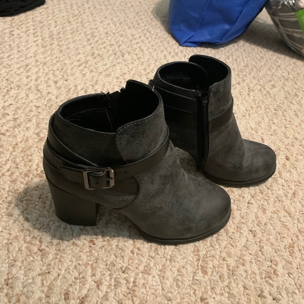 grayish black boots